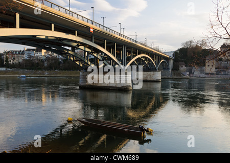 Wettsteinbruecke a Basilea in Svizzera. Foto Stock