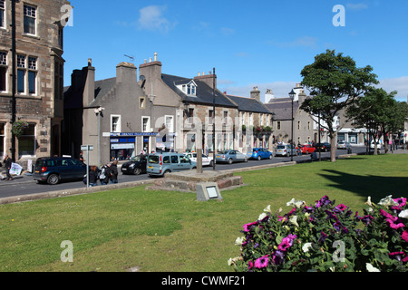 Vista di Broad Street, Kirkwall, isole Orcadi Scozia, Regno Unito Foto Stock