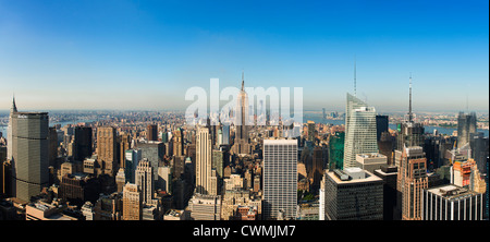 Stati Uniti d'America, la città di New York skyline di Manhattan con l' Empire State Building nel centro Foto Stock