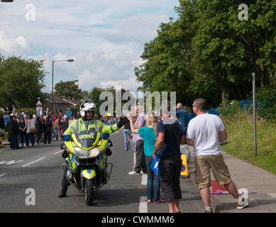 Polizia moto a torcia olimpica 2012 Foto Stock