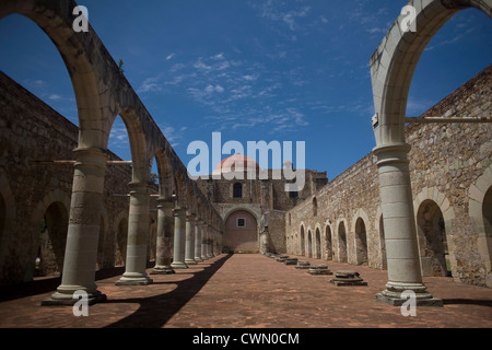 Immagine di Santiago Apostol ex convento di Cuilapan, Oaxaca, Messico Foto Stock