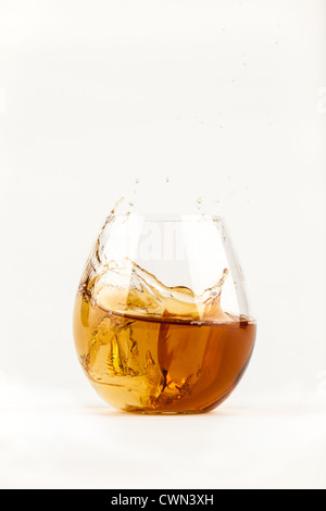 Spruzzata di whisky Foto Stock