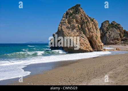 Formazione rocciosa di Potistika beach (Pelion peninsula, Tessaglia, Grecia) Foto Stock