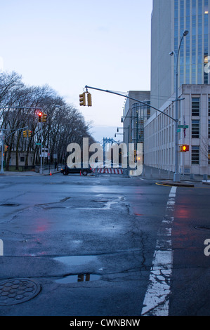 Dopo che la pioggia, la mattina presto Brooklyn Heights. Foto Stock