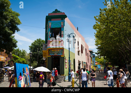 Case colorate su Caminito area a La Boca. Buenos Aires, Argentina Foto Stock