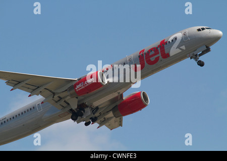 Più: Jet2 Più: Boeing 757-21B Foto Stock
