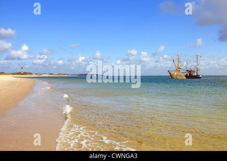 Trawler, Hornum, faro, Sylt, Mare del Nord, Schleswig-Holstein, Germania Foto Stock