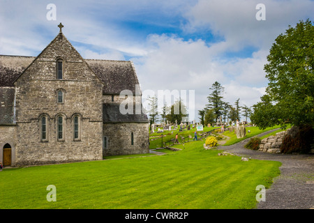 Ballintubber Abbey e il cimitero di contea di Mayo, Irlanda. La Messa è stata celebrata qui ininterrottamente per oltre 700 anni. Foto Stock