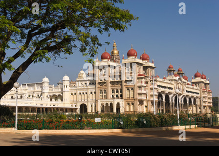 Elk201-2071 India, Karnataka, Mysore Mysore Palace Foto Stock