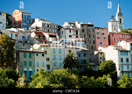 Una vista del pittoresco villaggio francese di Callas un comune nel dipartimento del Var nella regione Provenza Alpi Costa Azzurra in Francia Foto Stock