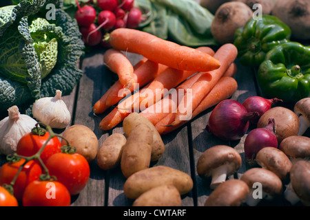 Assortimento di verdure fresche Foto Stock