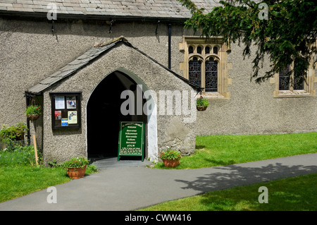 Ingresso a St Oswald la Chiesa Grasmere Cumbria Inghilterra England Regno Unito Regno Unito GB Gran Bretagna Foto Stock