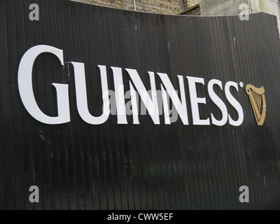 Guinness Storehouse gates Foto Stock