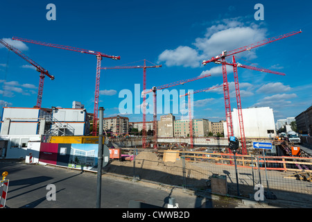 Edificio sito nei pressi di Berlino Potsdamer Platz Leipziger Straße ex Kaufhaus Wertheim il più grande centro commerciale in Europa Foto Stock