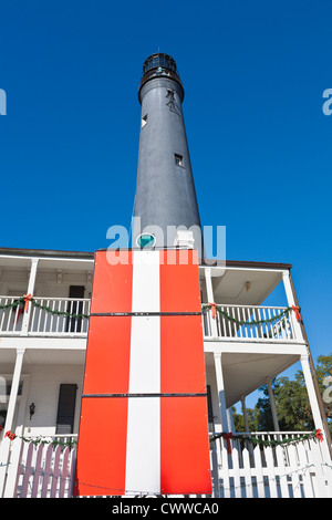 La luce di Pensacola aiuto di navigazione presso l'ingresso alla baia di Pensacola in Pensacola Naval Air Station in Florida Foto Stock