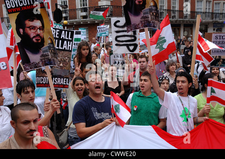 Fermare la guerra dimostrazione di più di centomila dimostranti attraverso il centro di Londra chiede un cessate il fuoco alla fine attacco israeliano su H Foto Stock