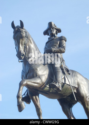 Equestre in bronzo statua di George Washington, in Boston's Giardino Pubblico Foto Stock