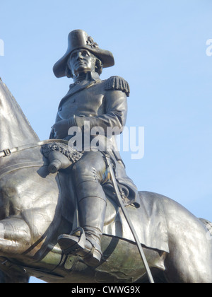 Equestre in bronzo statua di George Washington, in Boston's Giardino Pubblico Foto Stock