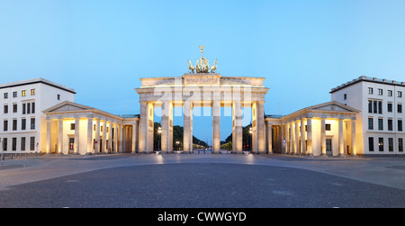 Porta di Brandeburgo vista panoramica di Berlino Foto Stock