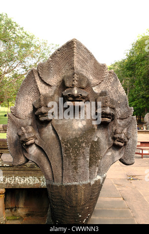 Re di Nagas accanto in scaletta Phanomrung Parco storico Foto Stock