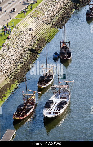 Rabelo barche nel fiume Douro, Porto Portogallo Foto Stock