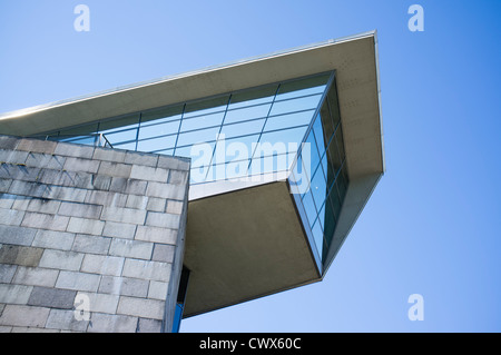 Architettura moderna del centro di documentazione nazionale socialista rally motivi a Norimberga in Baviera Germania Foto Stock