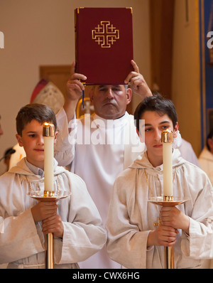 Celebrazione della Divina Liturgia di San Sharbel chiesa cattolica maronita Foto Stock