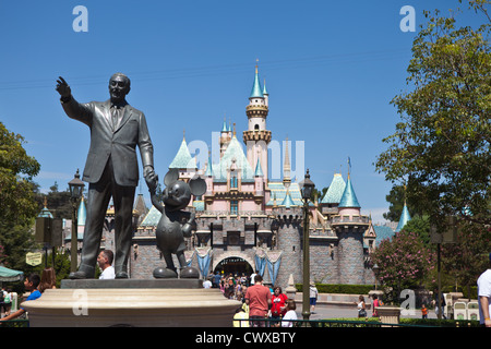 Sleeping Beauty Castle, Disneyland, Anaheim, California Foto Stock