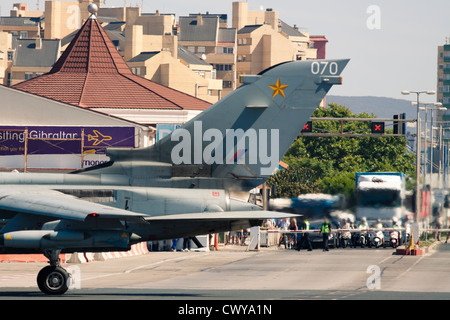 Aerei Tornado ZA607 a RAF aeroporto di Gibilterra. 2 luglio 2012, Gibilterra, Regno Unito. Foto Stock