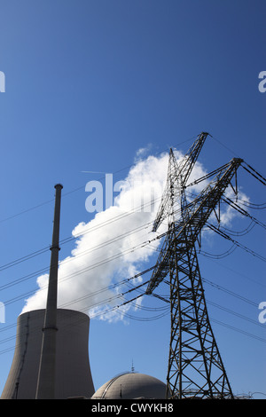 Impianto di energia nucleare a Ohu Essenbach vicino a Landshut, Bassa Baviera, Baviera, Germania, Europa. Foto di Willy Matheisl Foto Stock