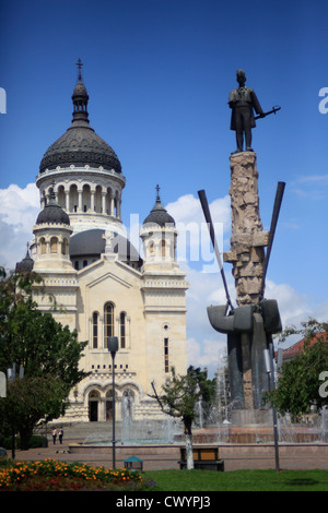 Cluj-Napoca, Romania dormizione della Theotokos Cattedrale di Avram Iancu Square Foto Stock