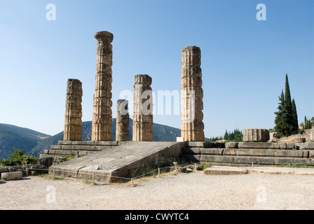 Il tempio di Apollo a Delfi, Grecia Foto Stock