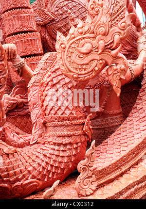 Re di Naga carving candela festival di texture Foto Stock