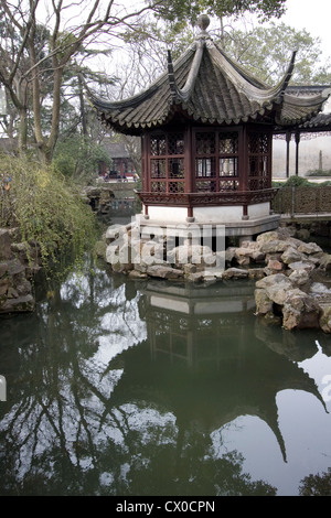 Pagoda in umile Administrator's Gardens Suzhou, Cina Foto Stock
