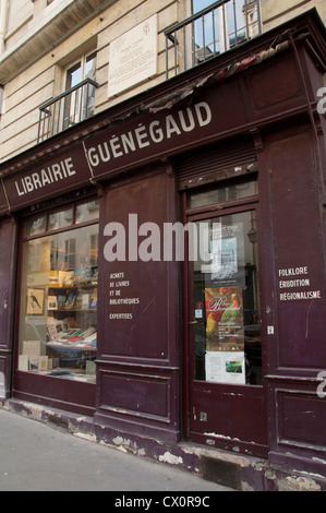 La Librairie Guénégaud, una banca di sinistra bookshop in Parigi. L attivista rivoluzionario Thomas Paine qui visse dal 1798 fino al 1802. La Francia. Foto Stock