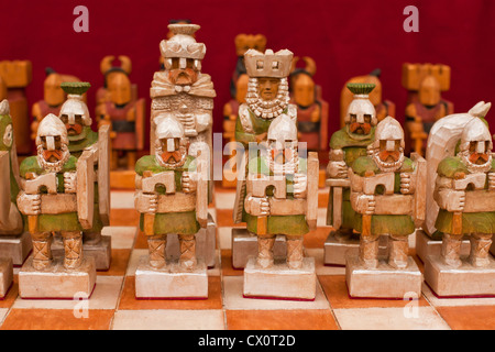 In legno realizzati a mano, figurine di Cracovia, in Polonia, in Europa Foto Stock