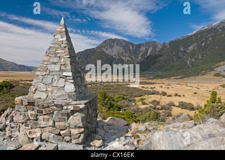 Memoriale per gli alpinisti che hanno perso la vita nel parco nazionale di Mount Cook, vicino a Mount Cook Village Foto Stock