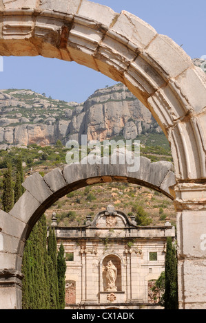 Rovine di Cartuja de Escaladei, XII secolo il primo monastero della Penisola Iberica costruito dall'Ordine dei Certosini monaci. Foto Stock