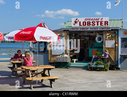 Ratti Sprague's lobster shack take-out ristorante sulla US Route 1 in Wiscasset, Lincoln County, Maine, Stati Uniti d'America Foto Stock