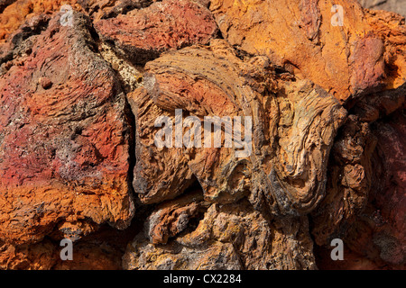 Lanzarote pietra lavica rosso colore arrugginito texture in Isole Canarie Foto Stock