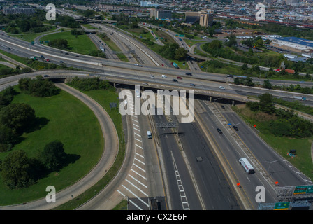 Panoramiche, antenne, del New Jersey, Newark, dall'aereo all'autostrada, urbanismo america spesa pubblica Foto Stock