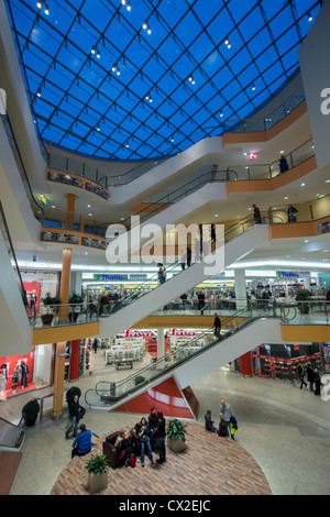 Porta Est Shopping Centre, Marzahn di Berlino, Germania Foto Stock