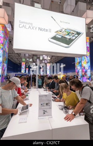 Samsung Exhibition Hall a IFA , Internationale Funkausstellung, Berlino Foto Stock