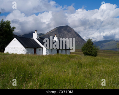 Dh Black Rock Cottage Glen Coe ARGYLL glencoe cottage Scozia Rannoch Moor stob dearg montagna croft scozzesi Foto Stock