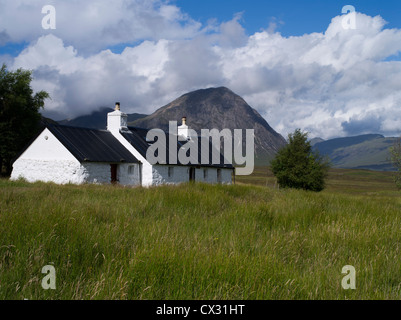 Dh Black Rock Cottage Glen Coe ARGYLL Glencoe cottage Rannoch Moor Stob Dearg montagna scozia remoto Foto Stock