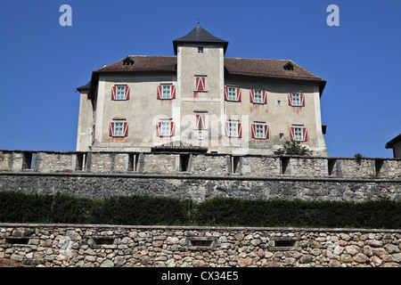 Vista di antico CASTEL THUN Foto Stock