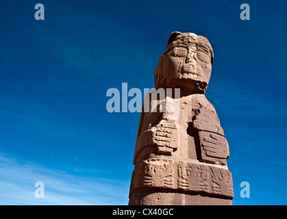 Monolito a Tiwanaku, Altiplano, regione Titicaca, Bolivia Foto Stock