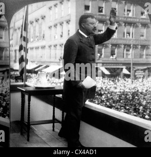 Theodore Roosevelt offrendo il parlato di Providence, Rhode Island, USA, 1902 Foto Stock