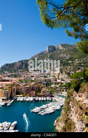 Fontvieille e il suo nuovo porto, il Principato di Monaco Foto Stock