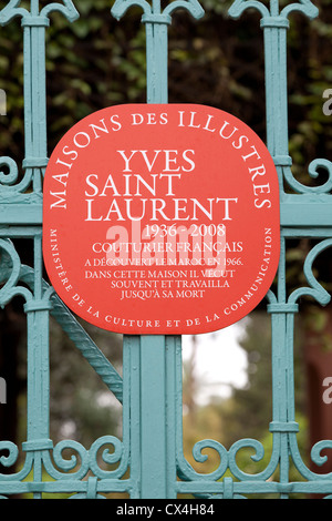 Cancello di ingresso alla casa di Yves Saint Laurent a Marrakech, Marocco Foto Stock